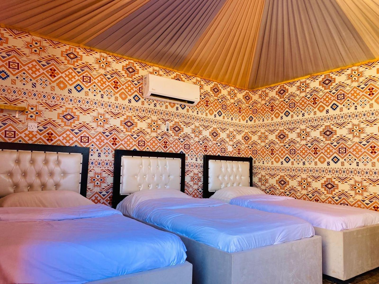 Luxury Camp Wadi Rum Exterior photo