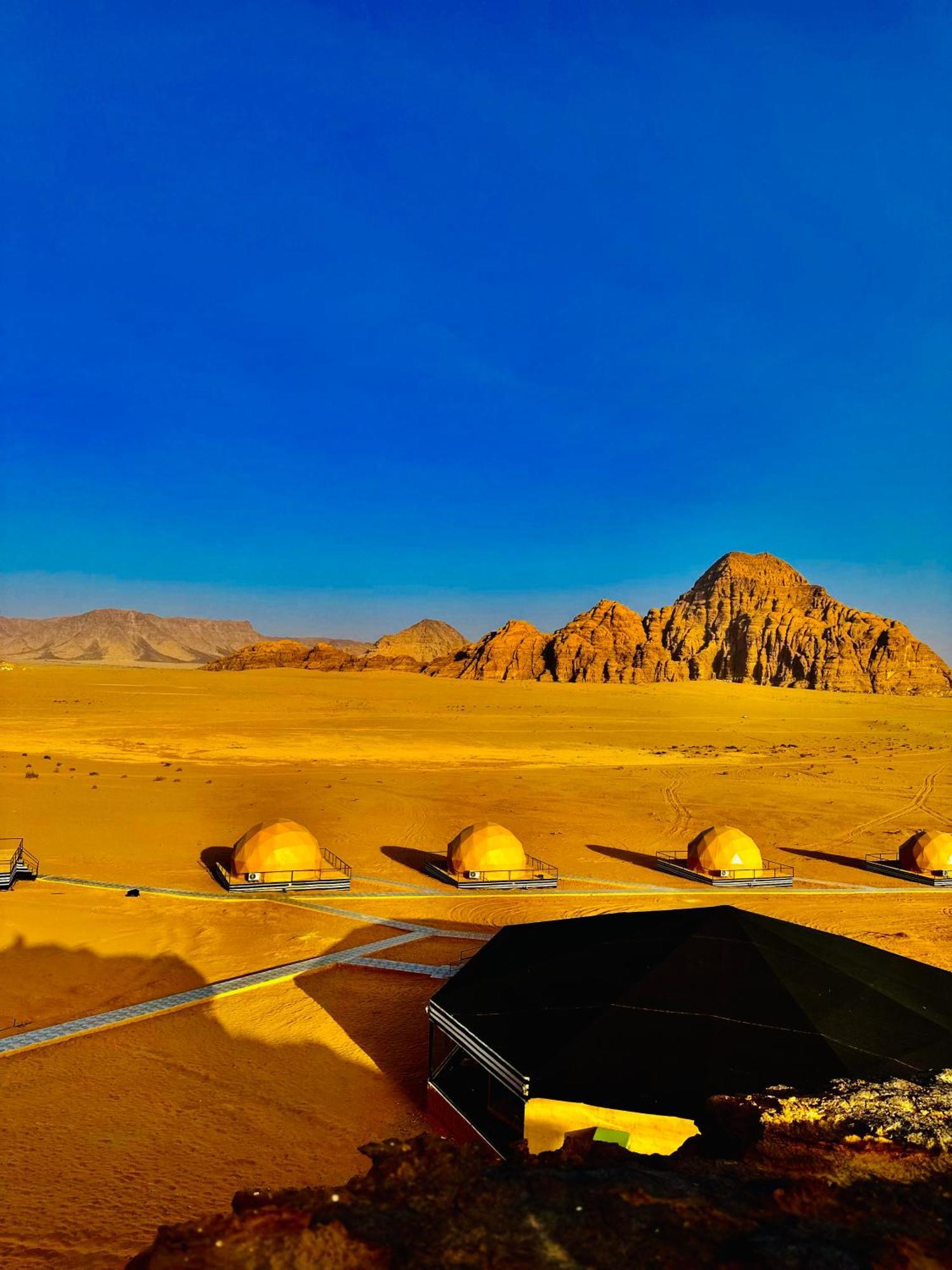 Luxury Camp Wadi Rum Exterior photo